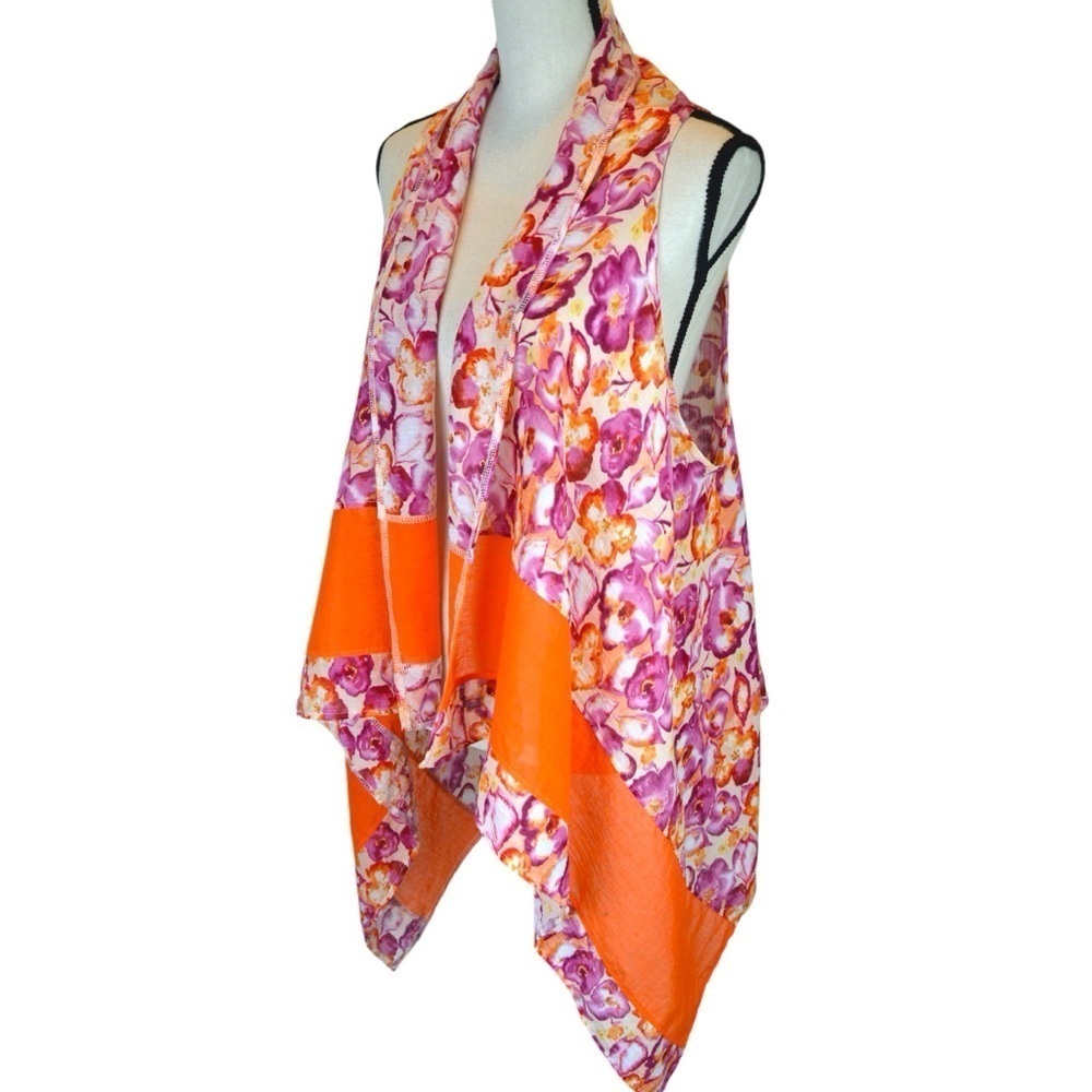 One of a Kind Lightweight Cotton Floral Layering‎ Vest, NWT
